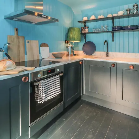 بيت للعطل Foxglove *