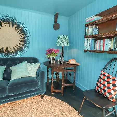 بيت للعطل Foxglove *